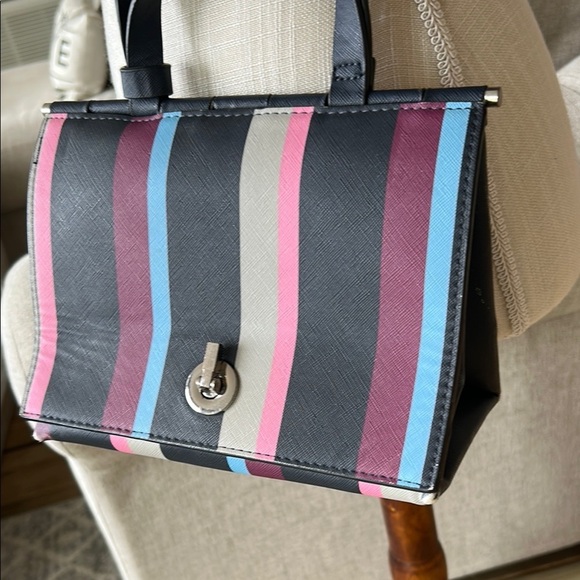 Zara Black and Pink Satchel with Structured Design - Picture 3 of 10